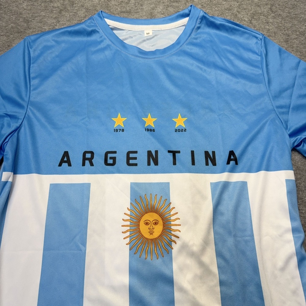 Argentina Fan Soccer Jersey Men M World Cup 2022 Polyester Blue White Striped - Picture 2 of 11